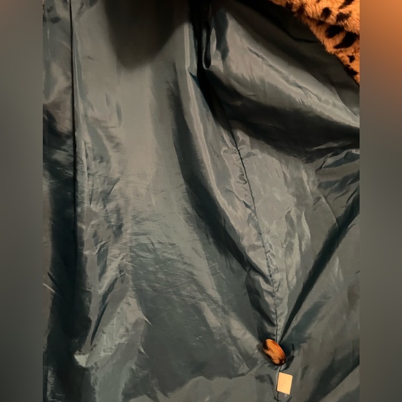 Lucky Brand leopard faux fur coat - Picture 8 of 9